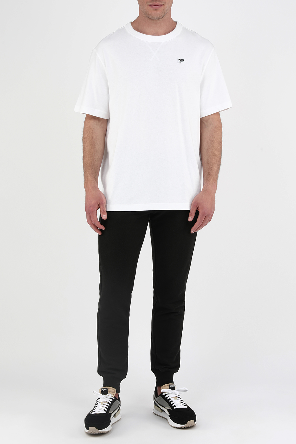 חולצת טי לבנה עם רקמת לוגו PUMA